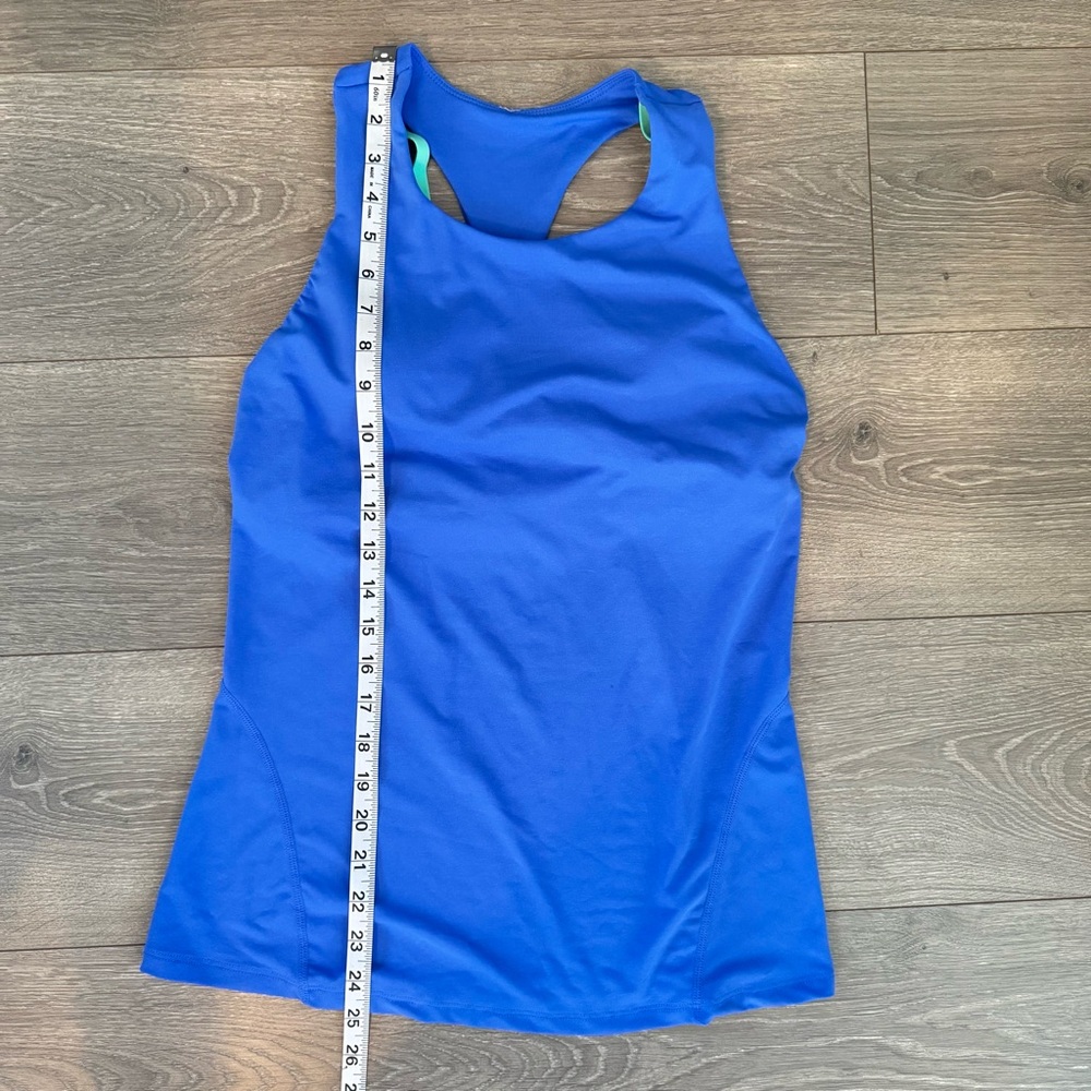 Fabletics Boost Blue Strappy Racerback Active Tank Top Built-in Bra - Picture 5 of 7
